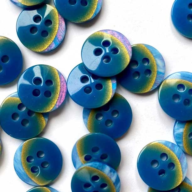 TGB5866 Blue Crescent Sewing Buttons - 12mm