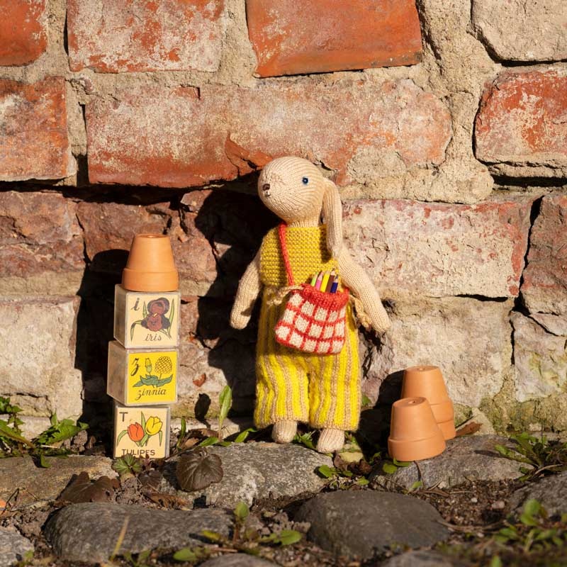 Laine Publishing Chez Myrtil: More Seamless Friends to Knit and Love