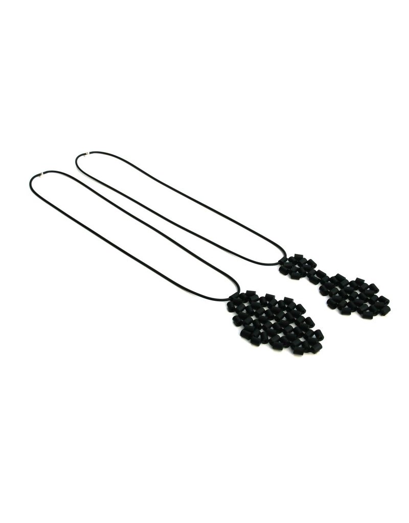 Materia Design ROSS rubber iregular pendant long N