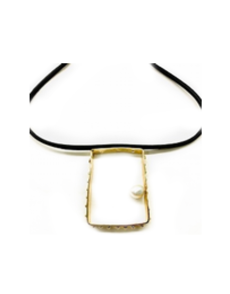 Iron by Miriam Nori Rectangle bronze pearl N