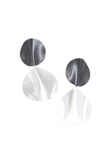 Character Jewels Pinch circle drop square E