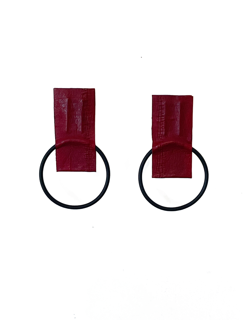 Marija Bajovska Circle rectangle drop eel skin E