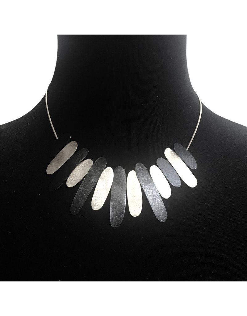 Character Jewels METAL stones short N