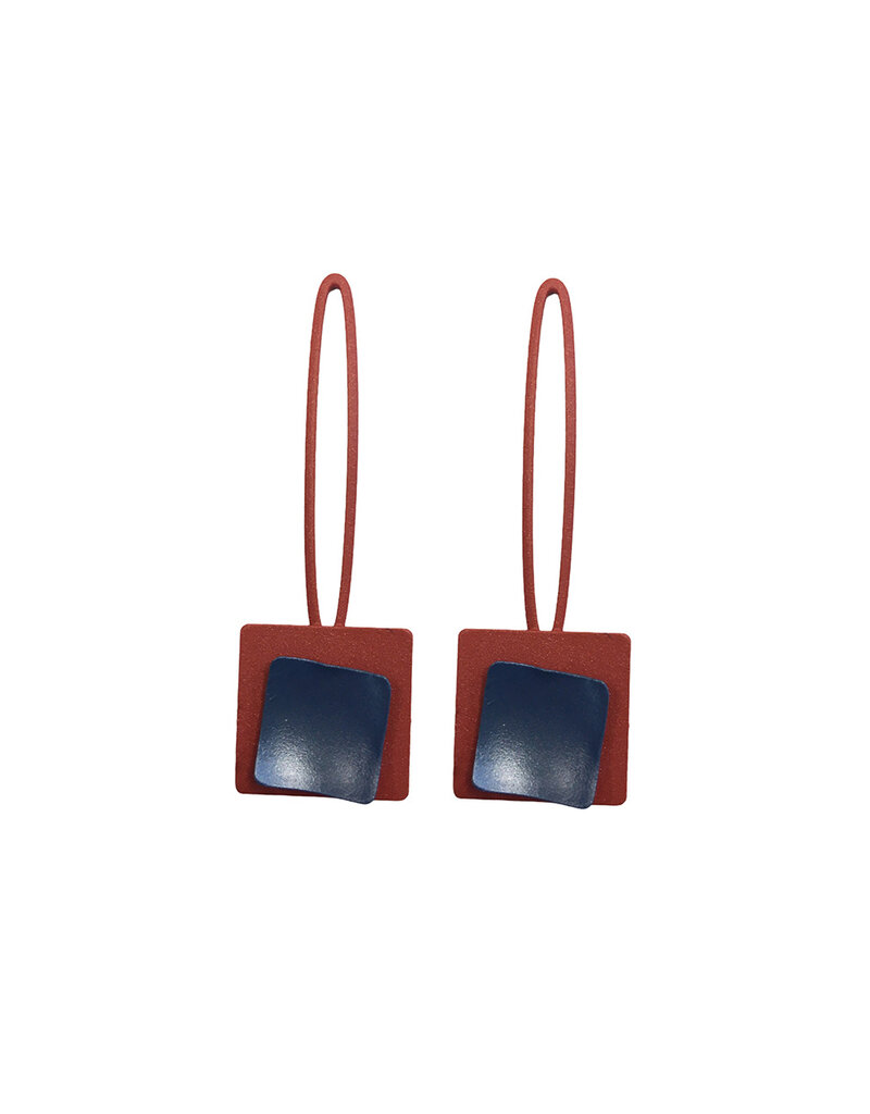 Character Jewels COATED square drop E