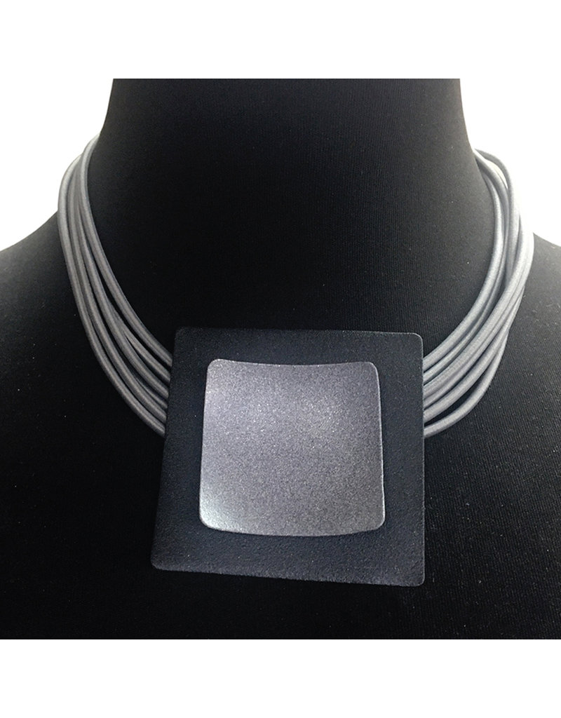 Character Jewels COATED square cotton strand N