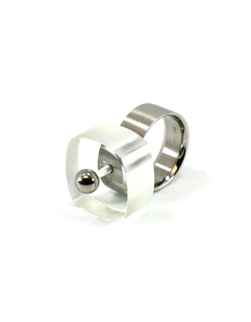 ICE CUBE RING