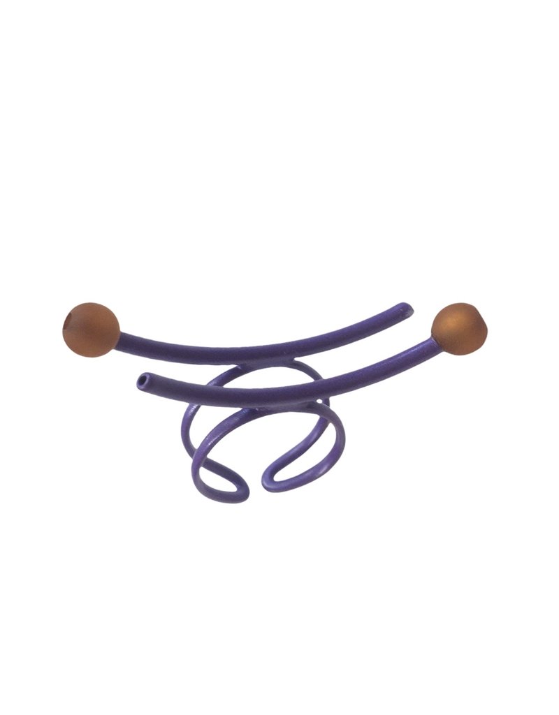 Character Jewels Upward curved sticks with dot R