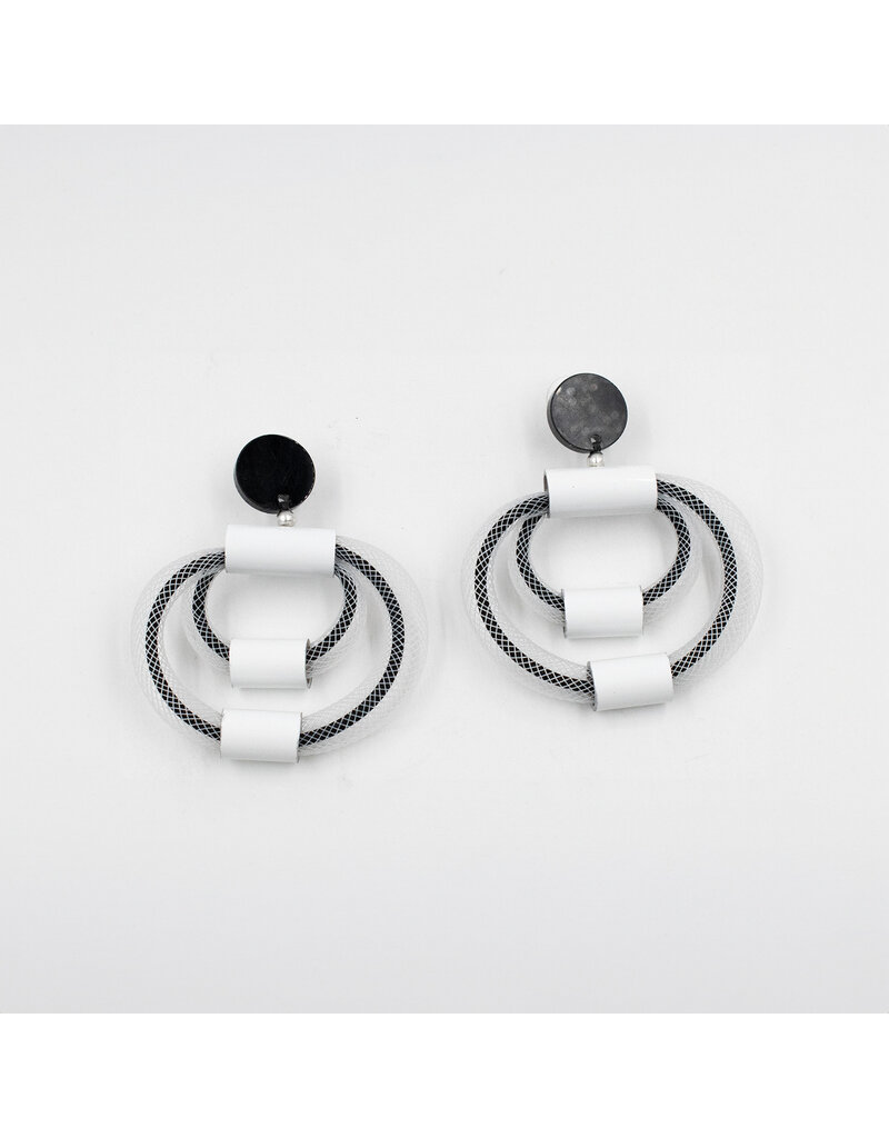 Christina Brampti Double mesh hoop E