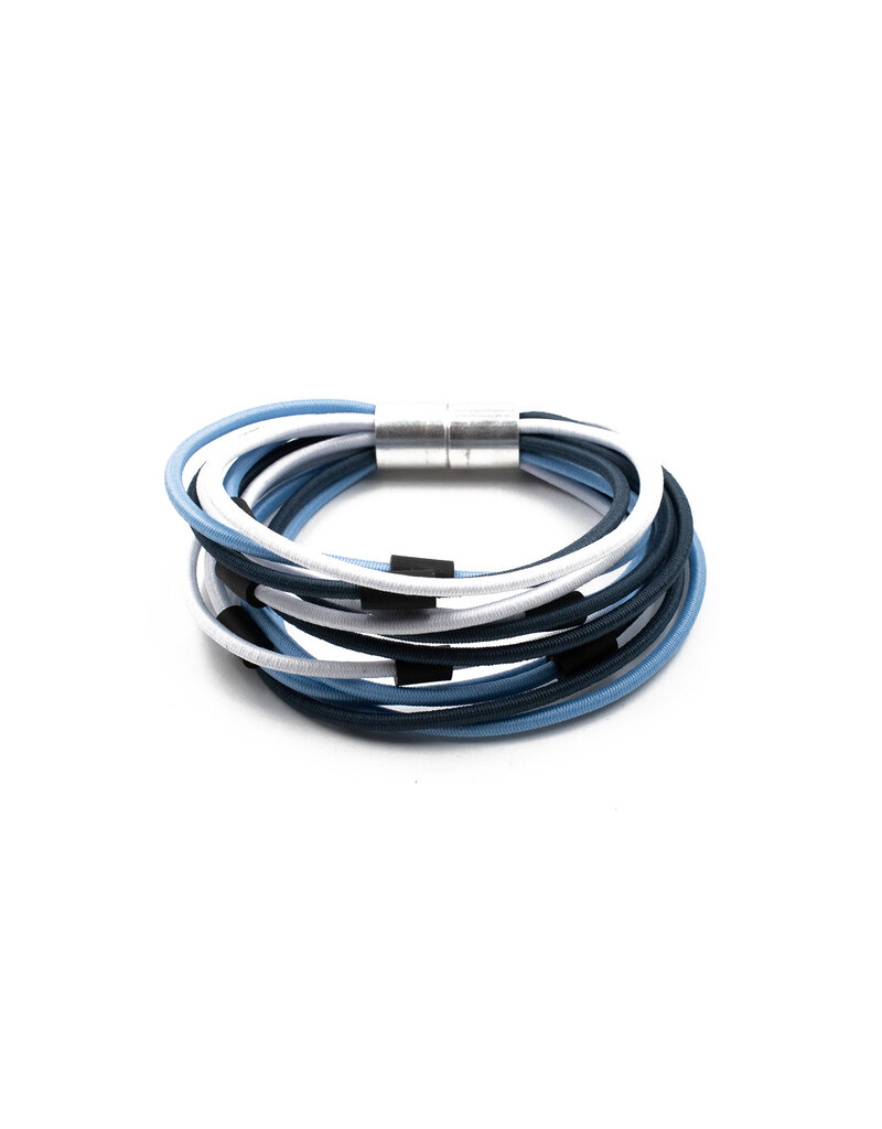 Christina Brampti Tube small magnet B