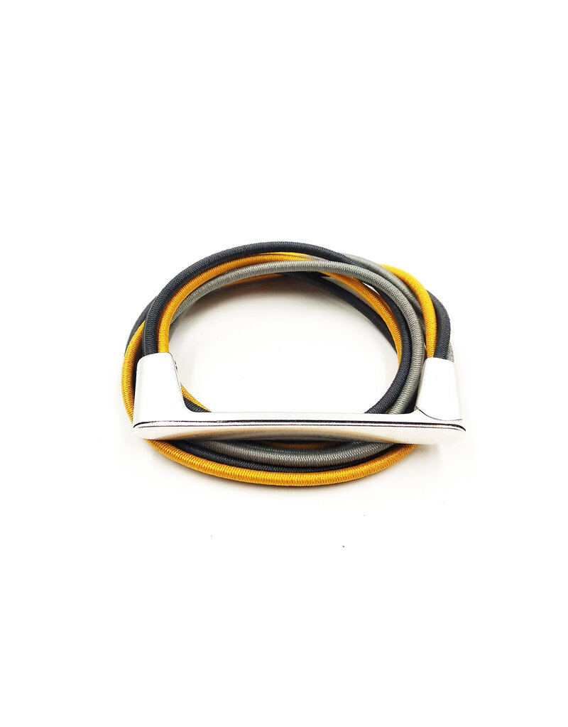 Christina Brampti Wrap clasp cotton B