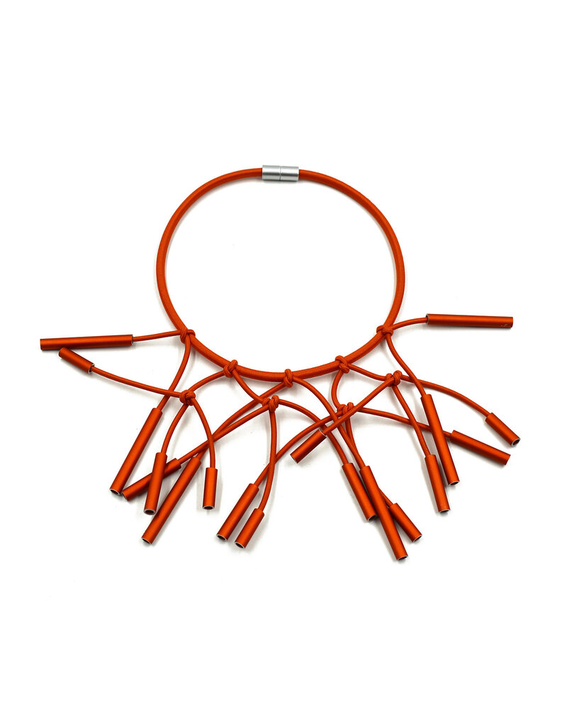 Christina Brampti Tube knot twig N