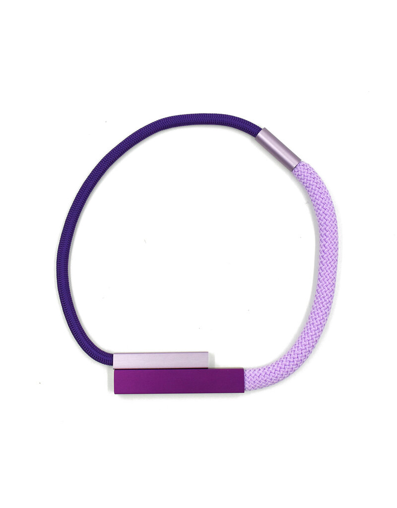 Christina Brampti Overlap horizonal tube collar N