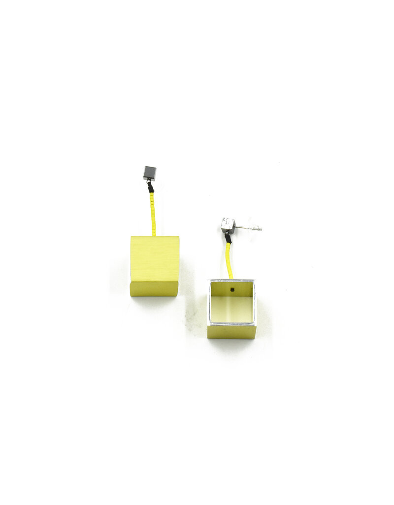 Christina Brampti Alumin cube drop E