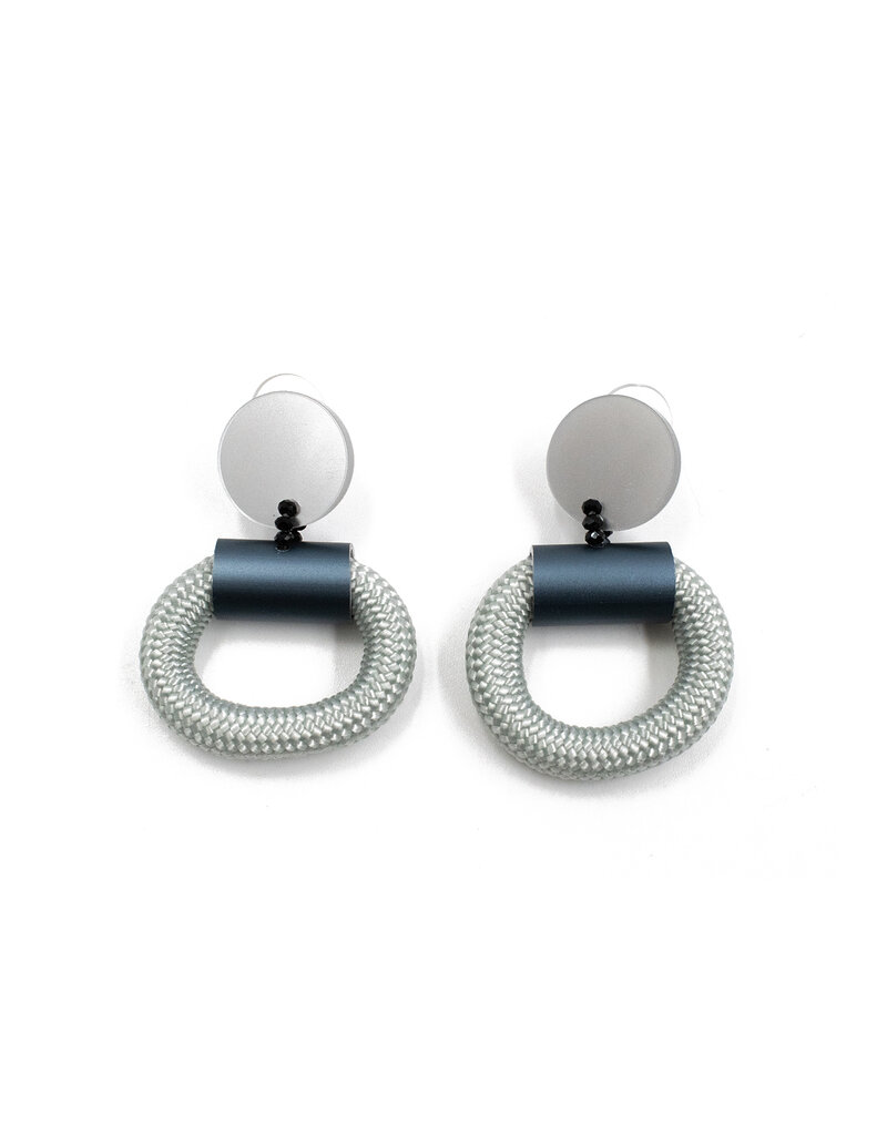 Christina Brampti Donut cord hang E