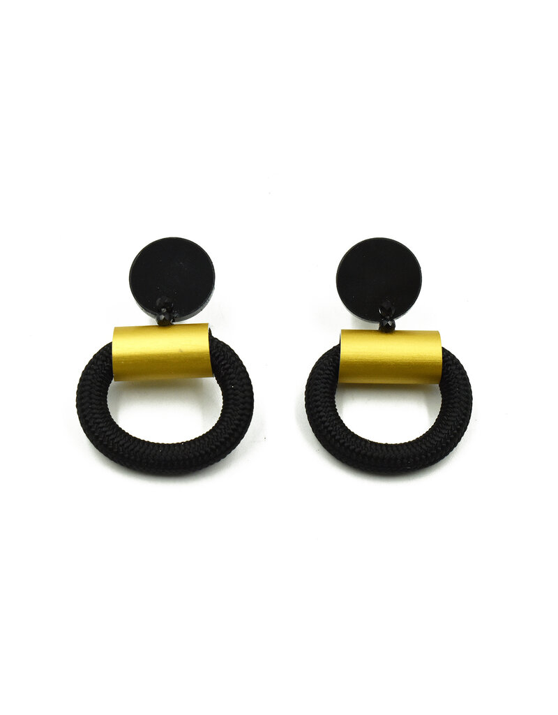 Christina Brampti Donut cord hang E