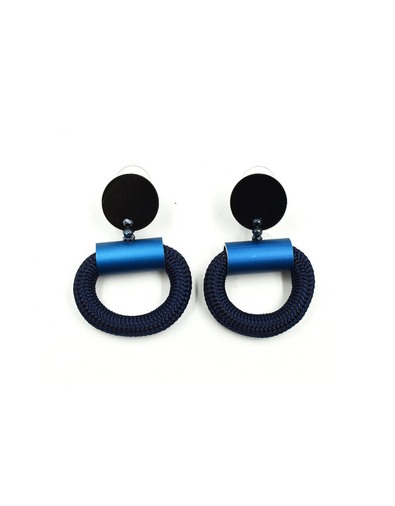 Christina Brampti Donut cord hang E