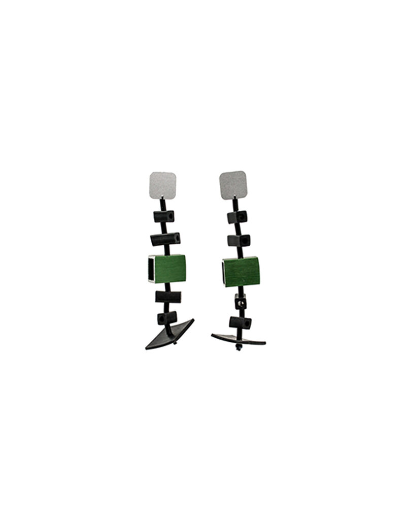 Christina Brampti Cube spine drop E