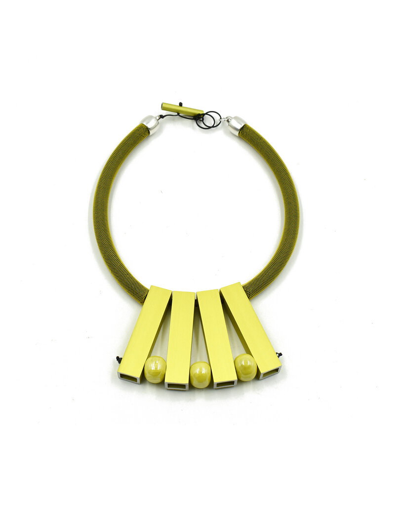 Christina Brampti Fan pearls N