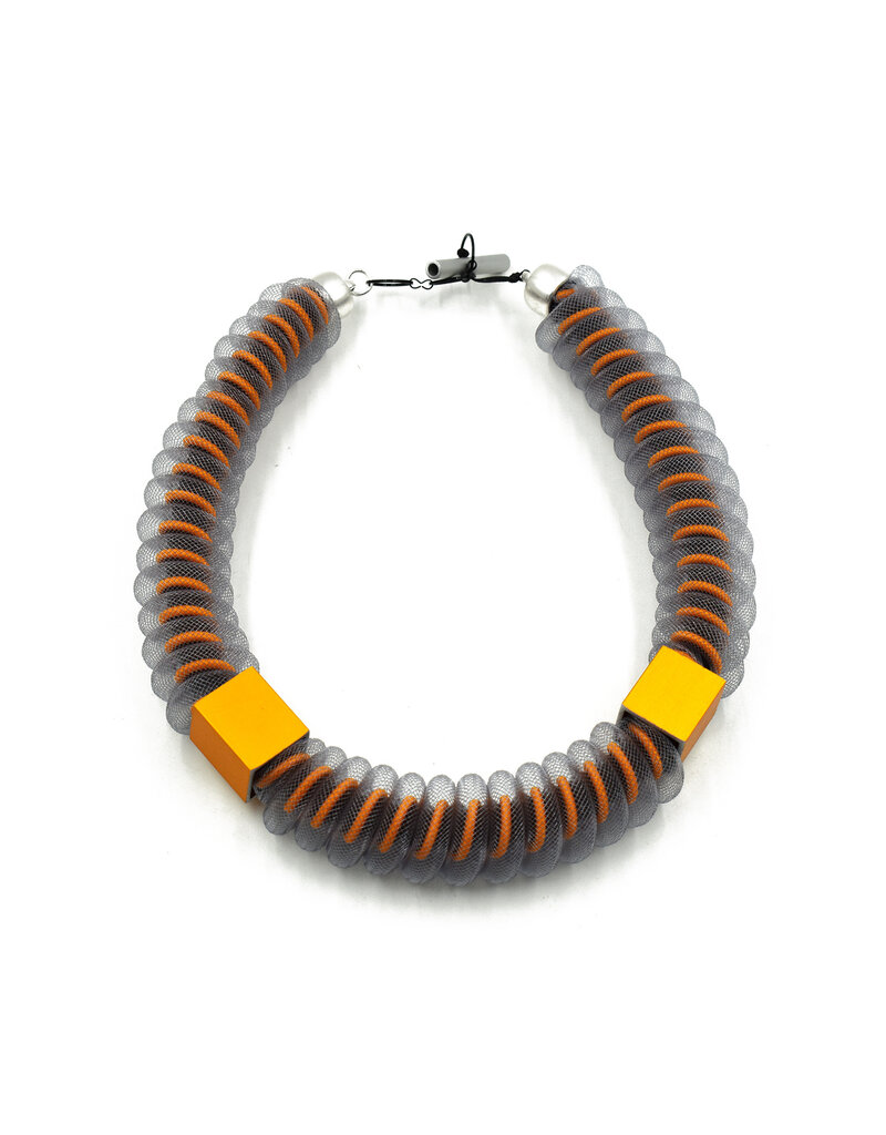 Christina Brampti Telephone mesh coil N