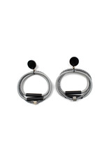 Christina Brampti Loop aluminium tube cube E