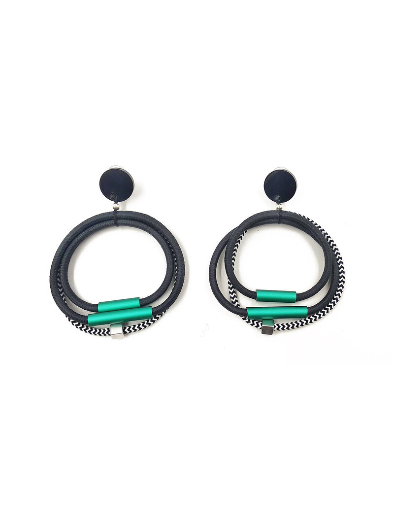 Christina Brampti Loop aluminium tube cube E