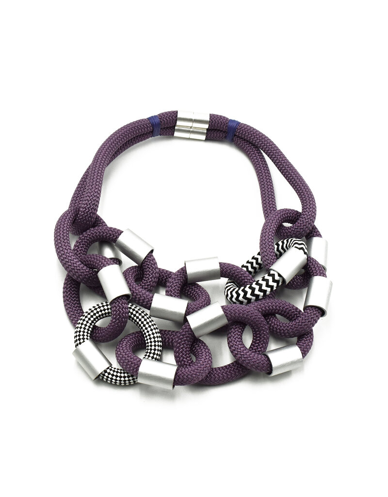 Christina Brampti Chunky short loop N