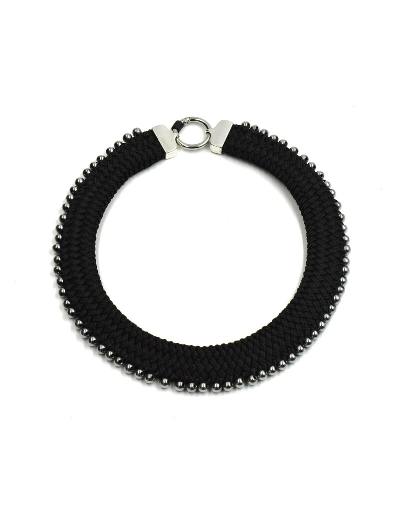 Christina Brampti Bead edge collar choker N
