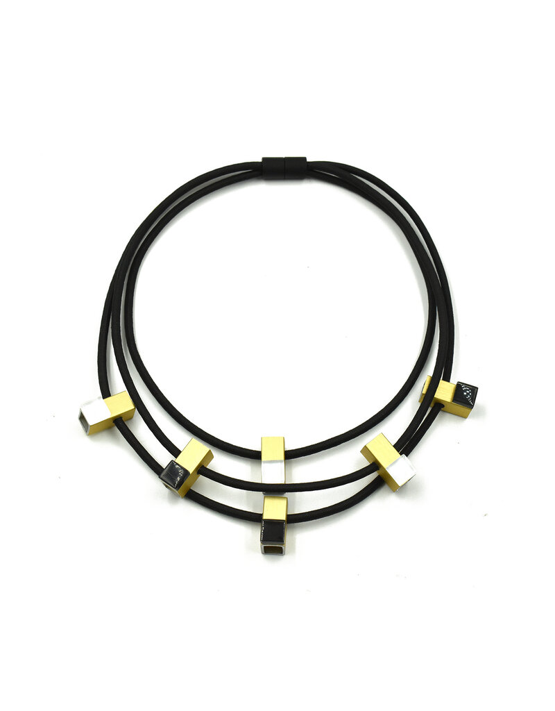 Christina Brampti Circular web square bead N