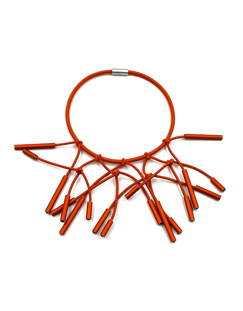 Christina Brampti Tube knot twig N