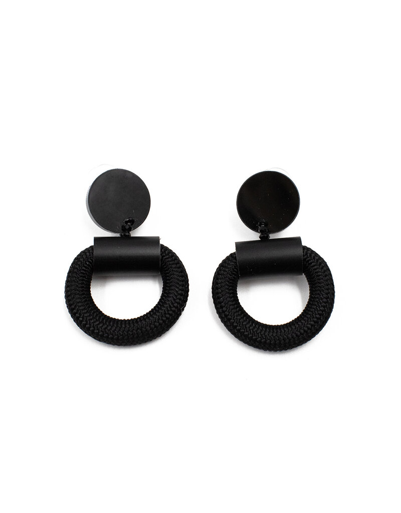 Christina Brampti Donut cord hang E