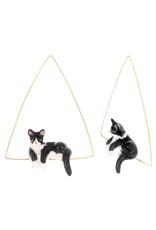 Nach Lying BW cat triangle hoop E