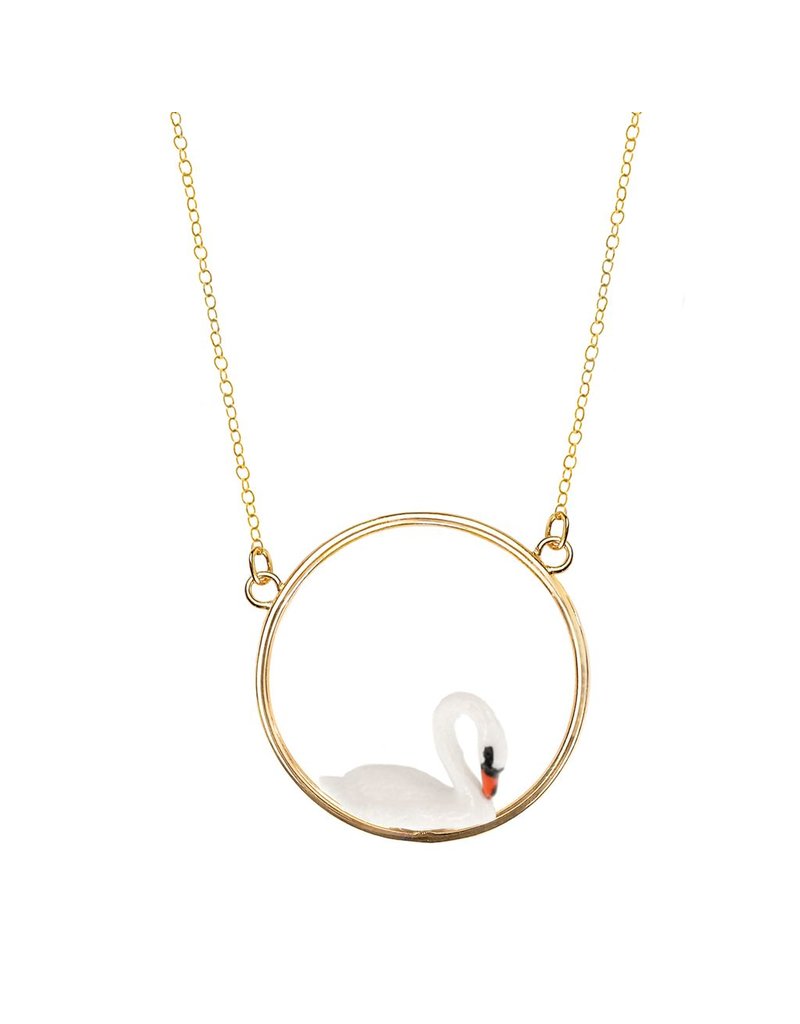 Nach White swan round mini necklace