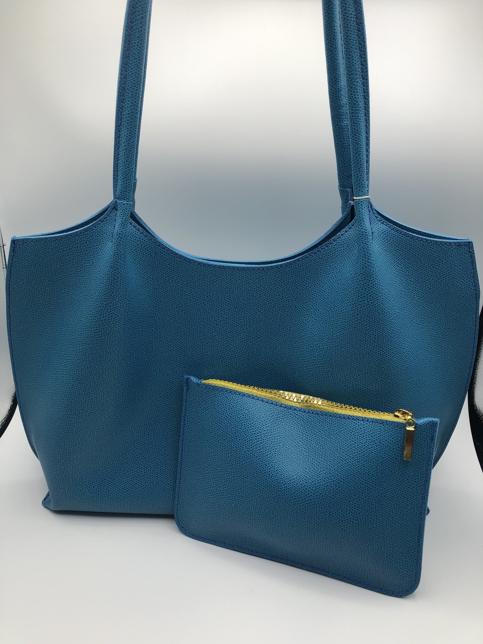turquoise tote