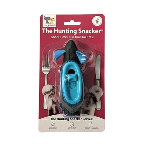 Doc & Phoebe’s Indoor Hunting Snacker