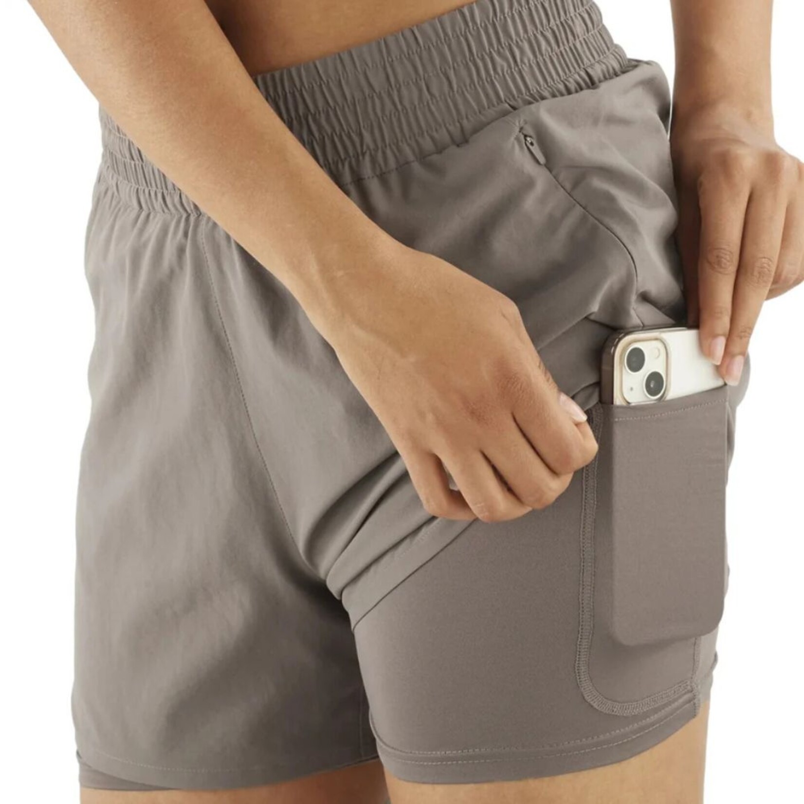 Salomon Women's SHAKEout Core 2in1 4" Shorts