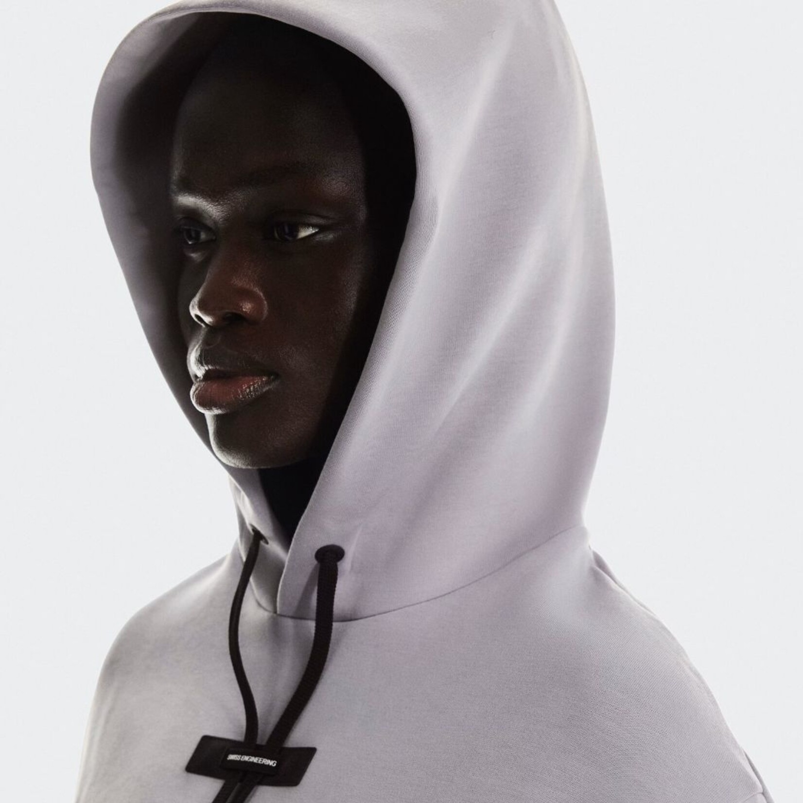 On Running Women's Focus Tech Hoodie