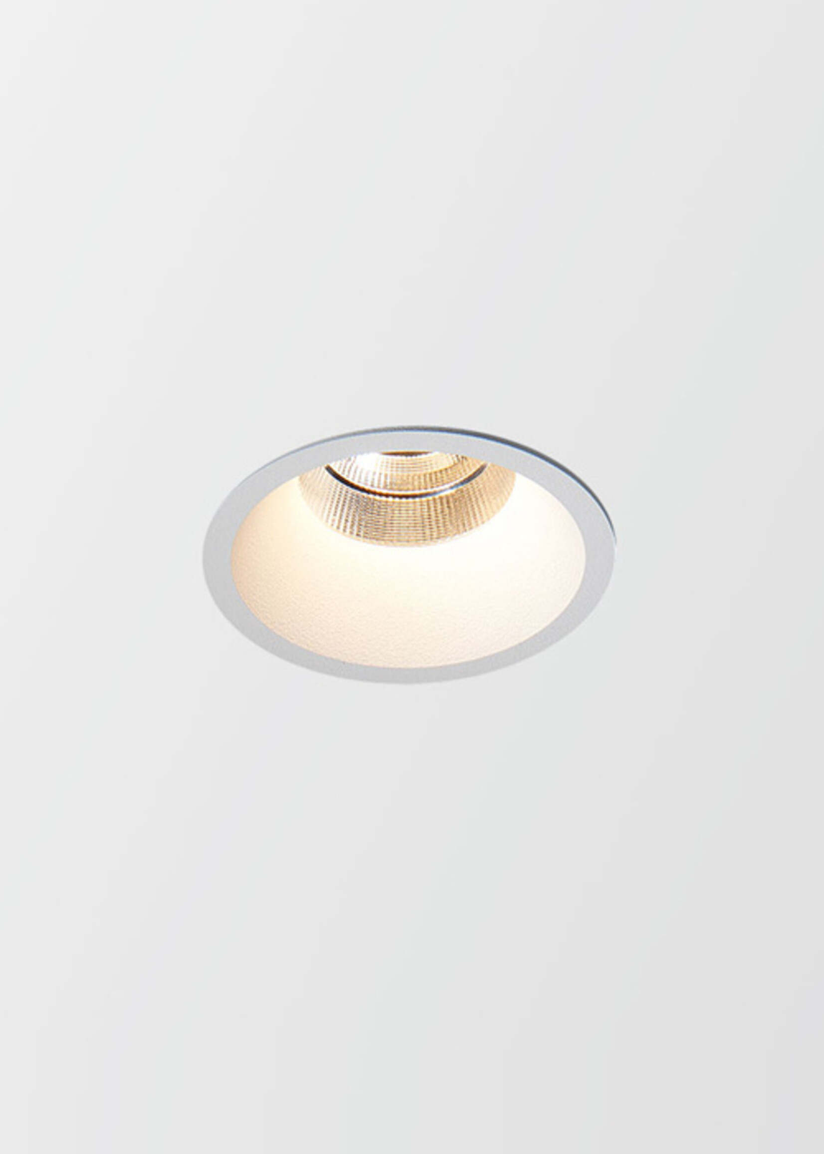 Modular Lotis Recessed