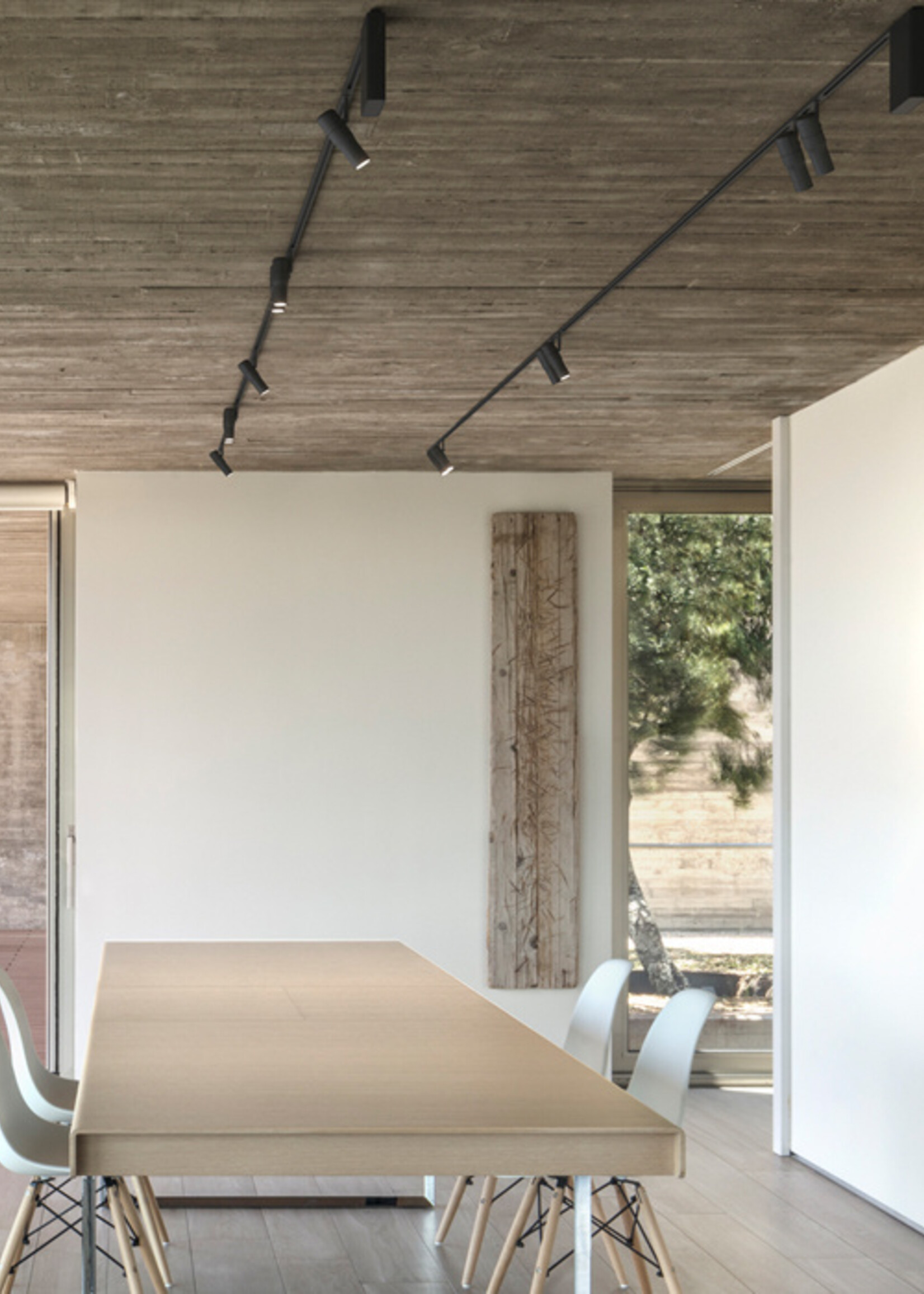 FLOS Atom