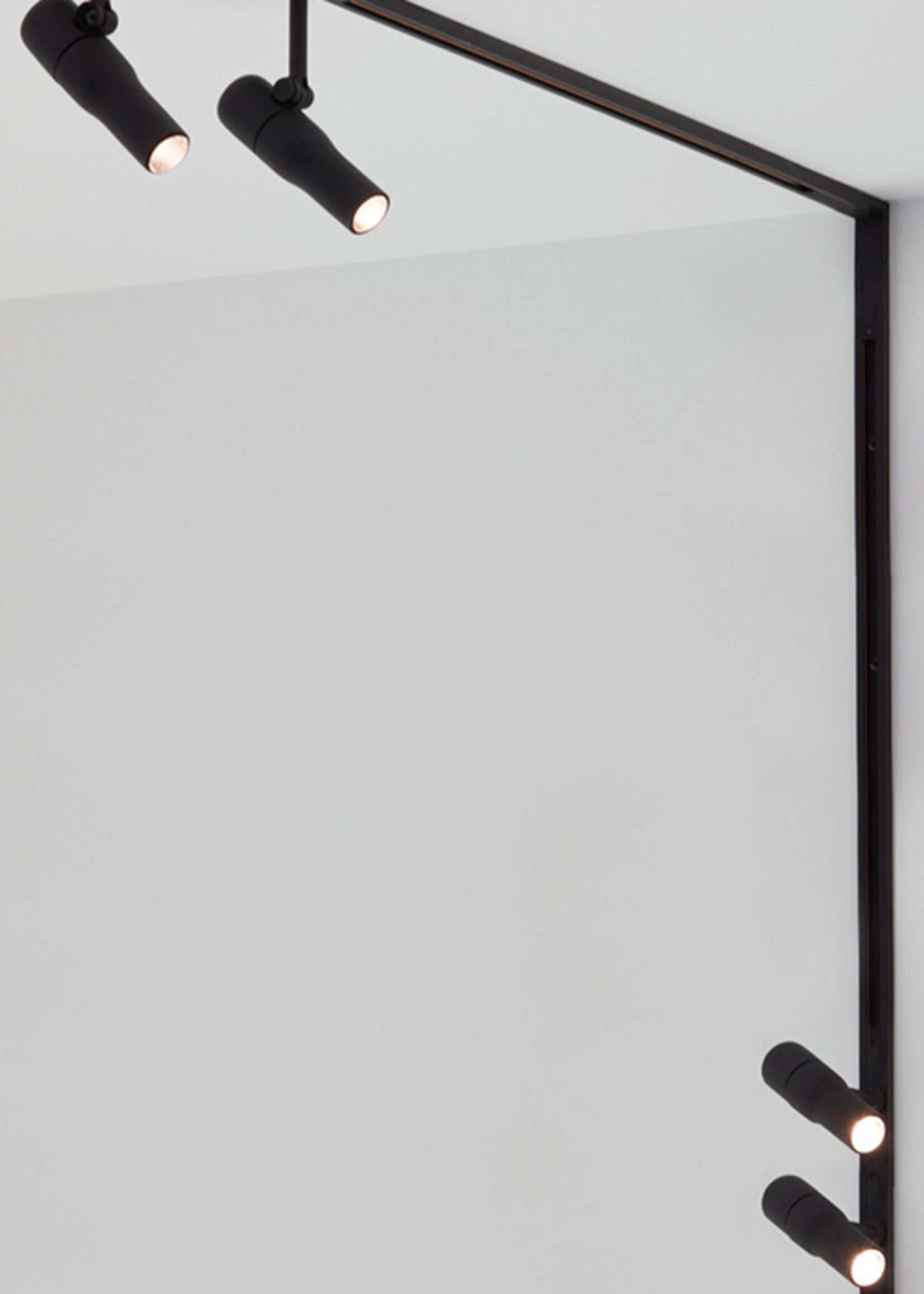 FLOS Atom