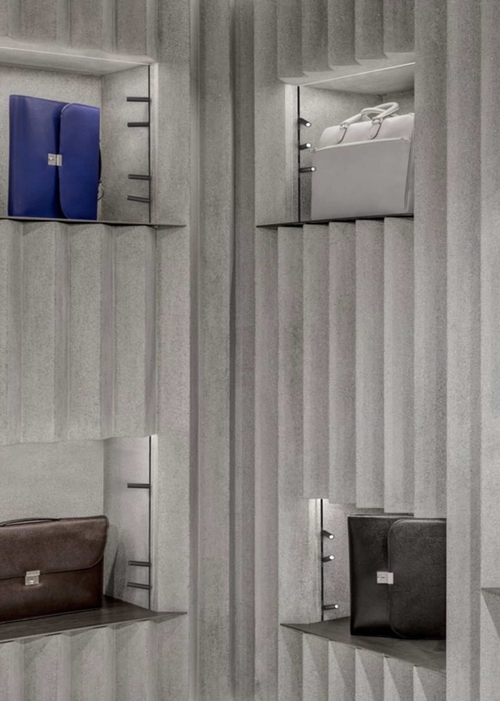 FLOS Micro Running Magnet