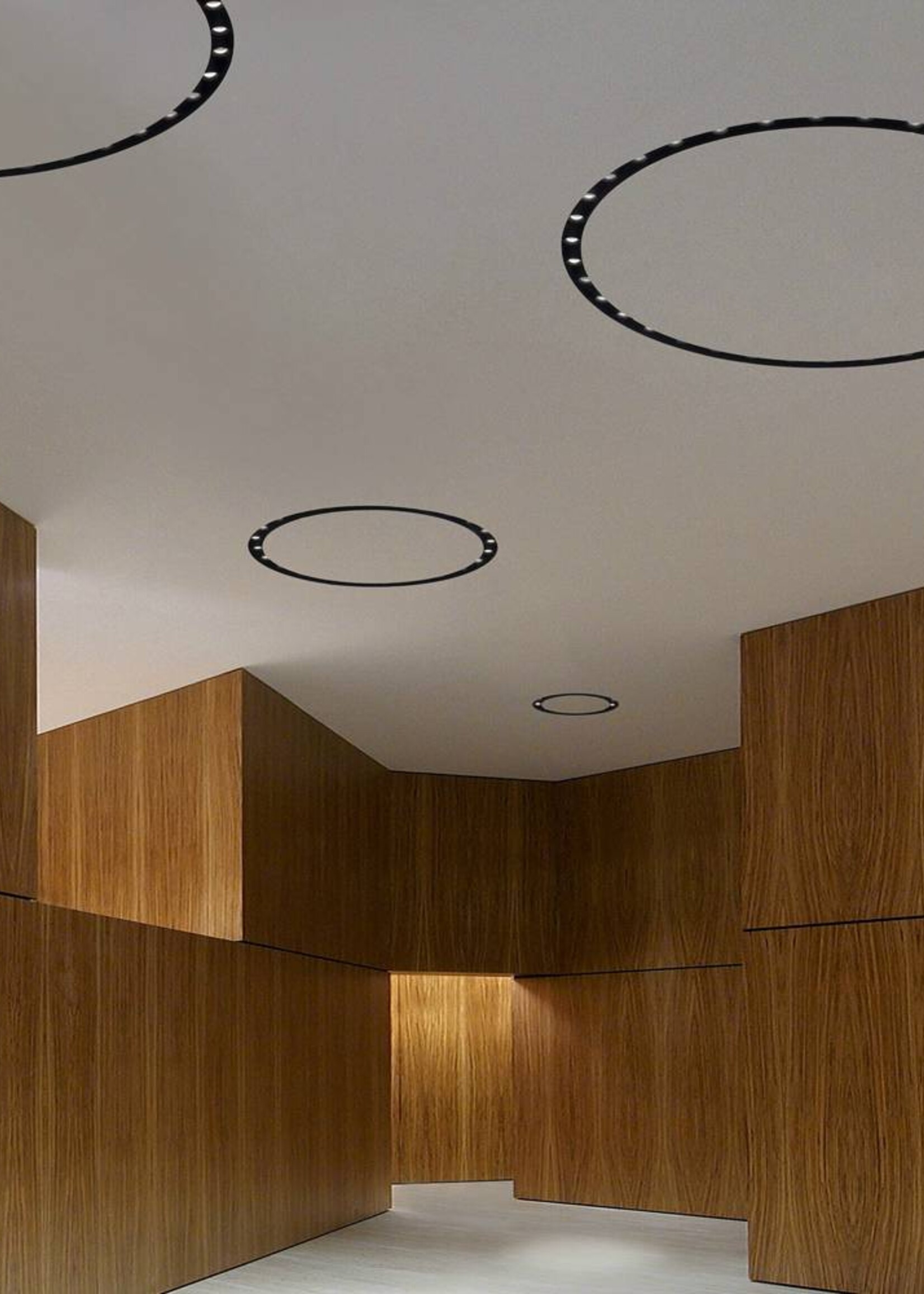 FLOS Circle of Light
