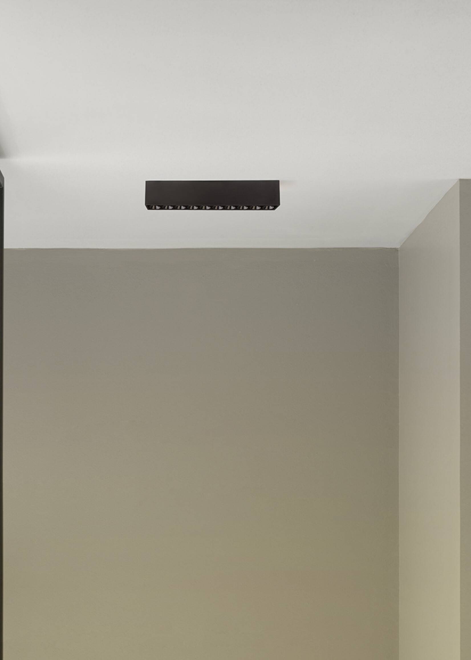 Jokerlight Black Foster Surface