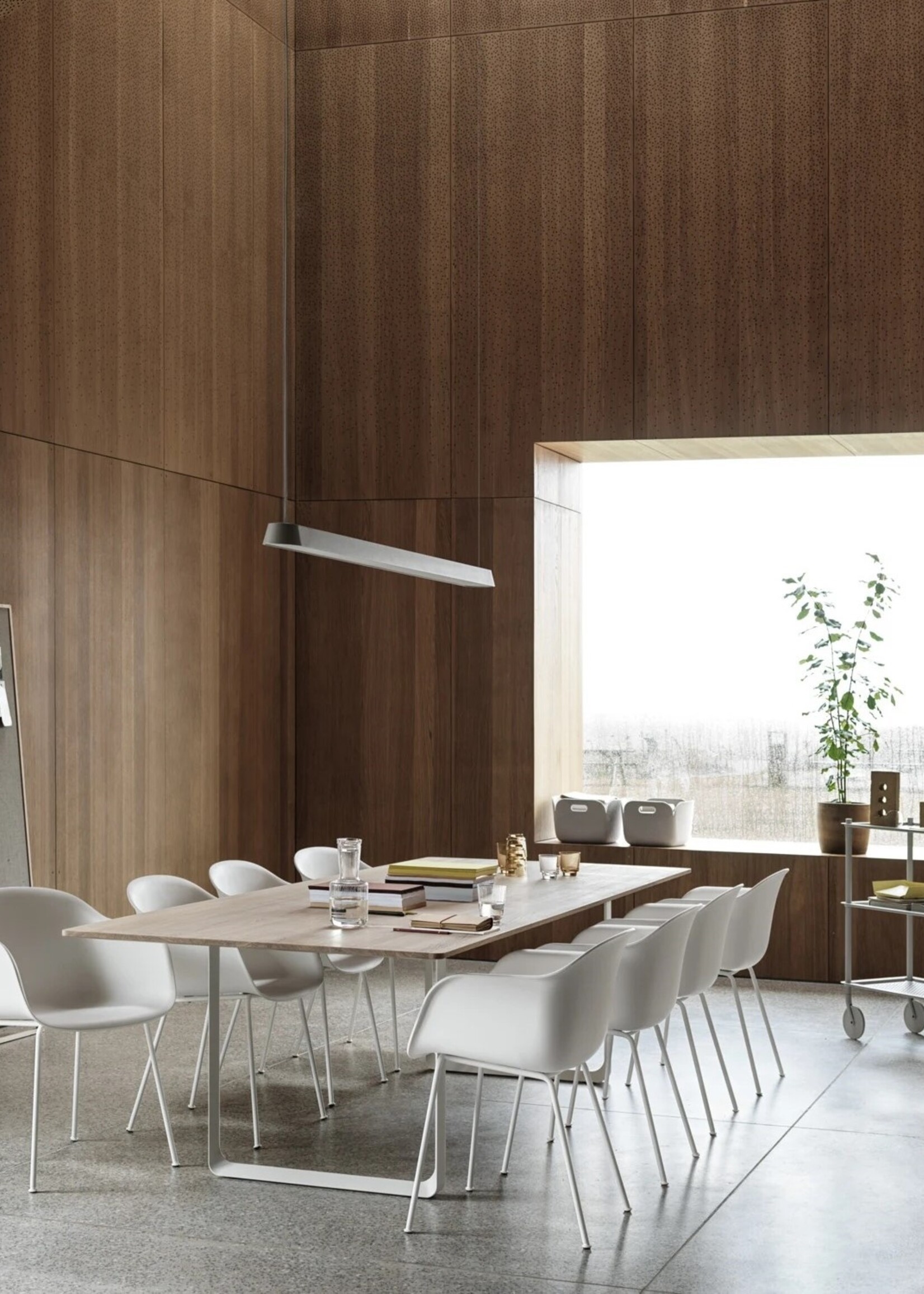 Muuto Linear Pendant Lamp