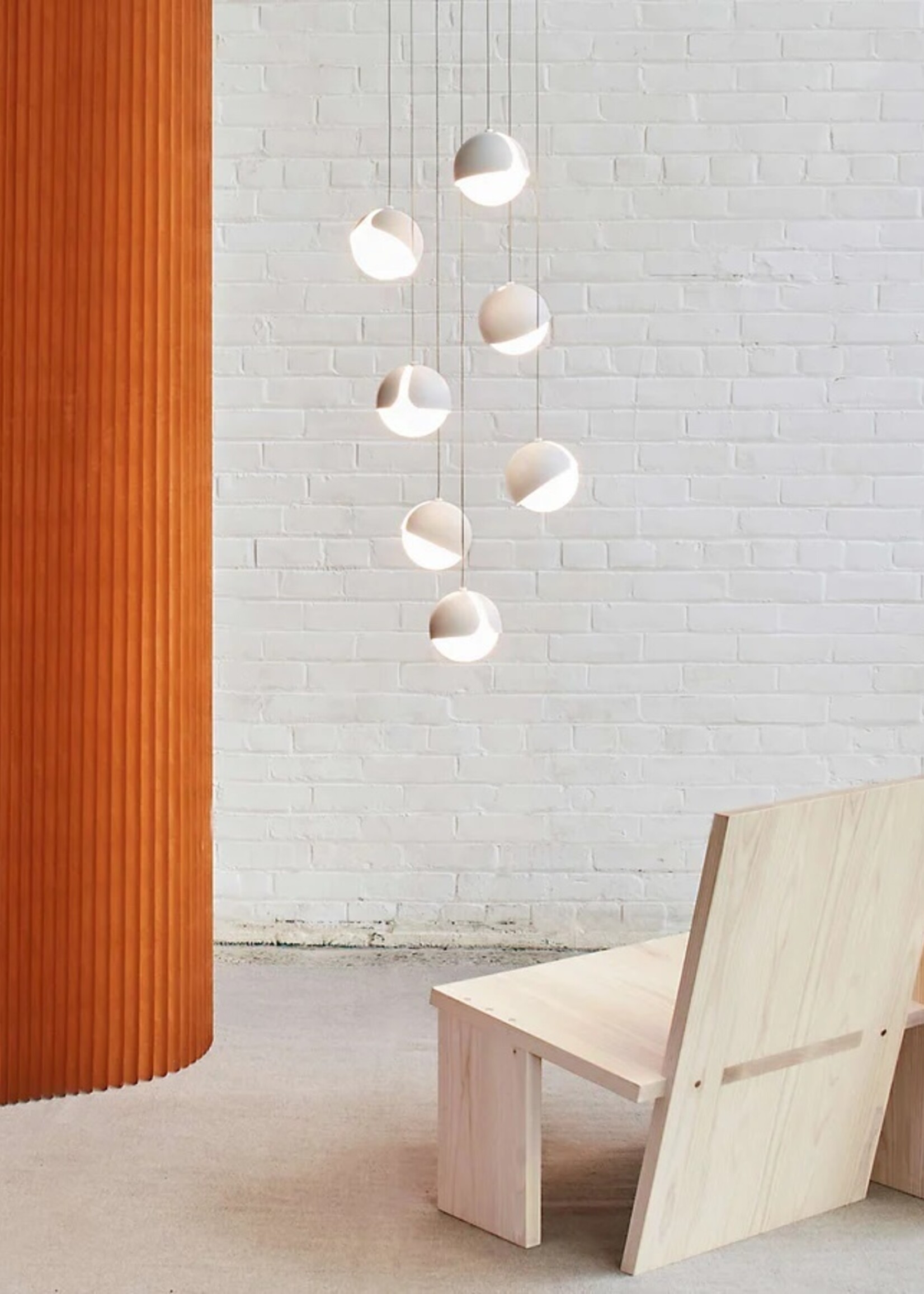 Anony Ohm. 07 Chandelier