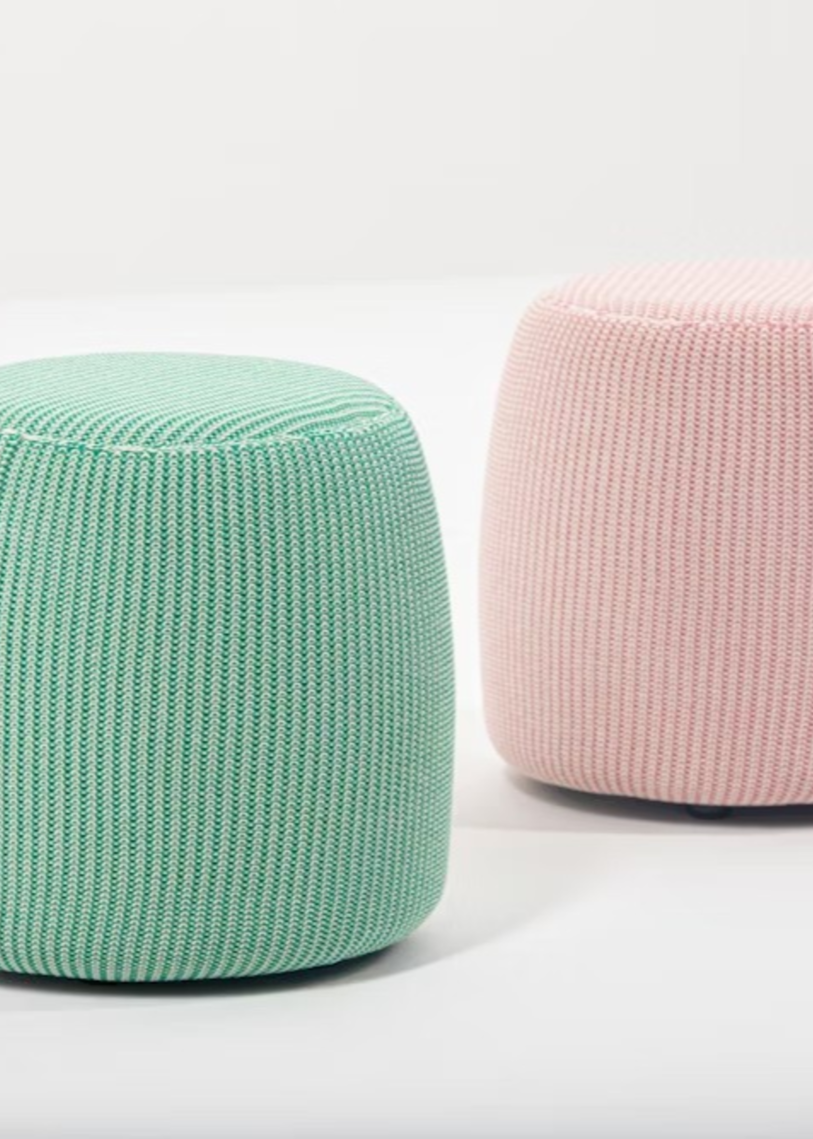 Buzzispace Acoustic BuzziKnit Pouf Round