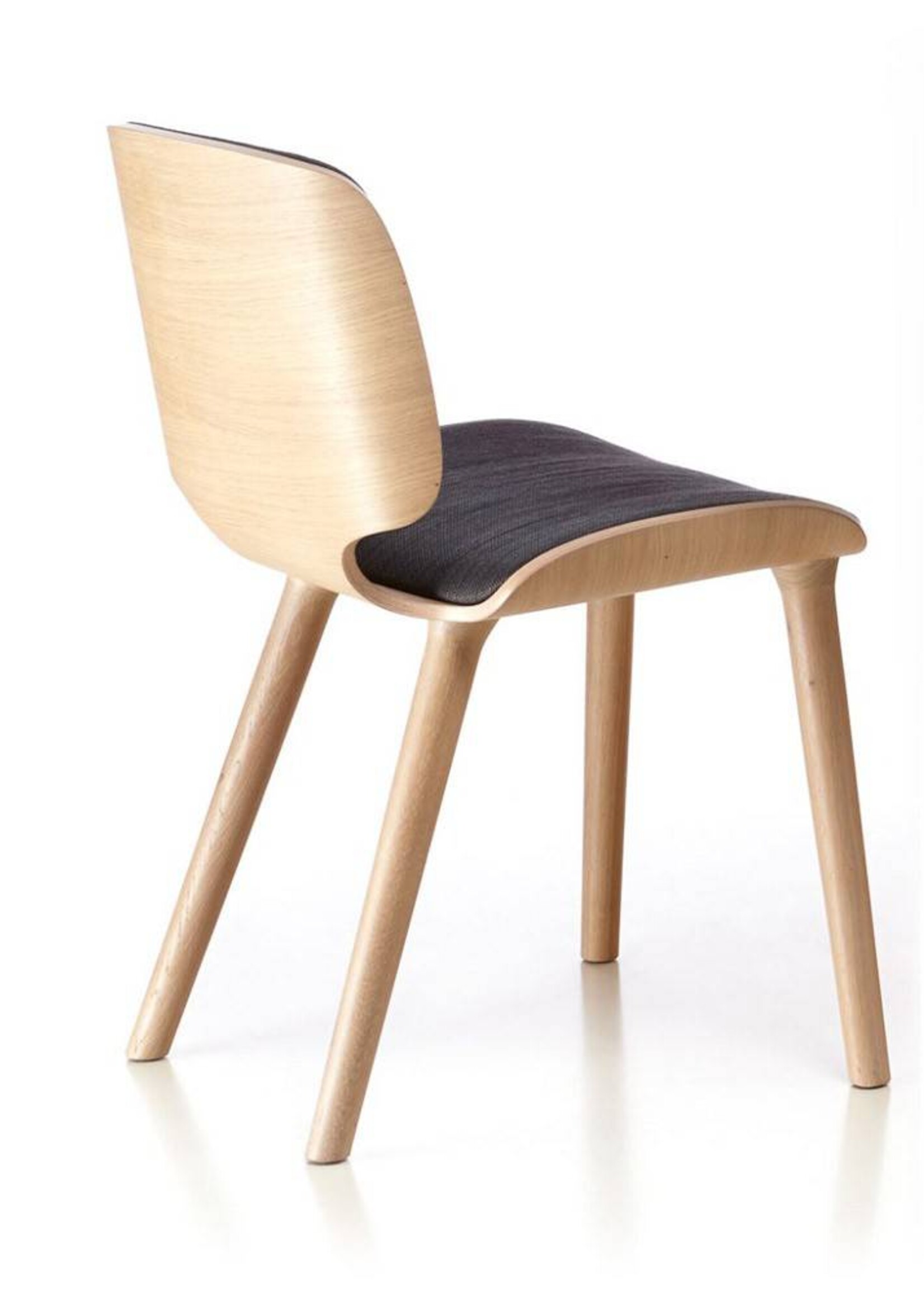 Moooi Mobilier Nut Dining Chair