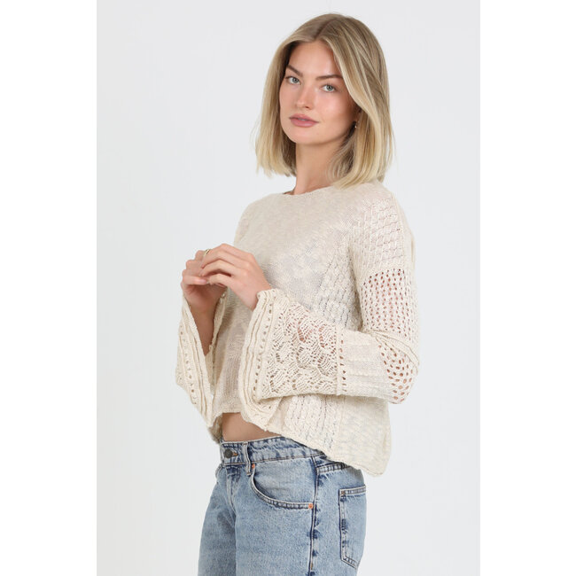 Angie Angie Bell Sleeve Light Weight Pullover (XHQ88)