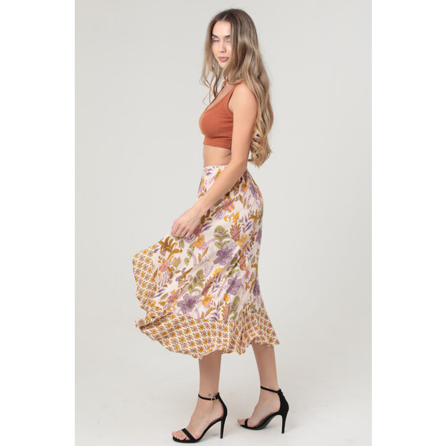 Angie Angie Skirt with Ruffle (B6E89)