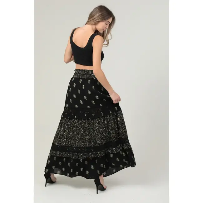 Angie Angie Tiered Maxi Skirt With Smocked Waistband (B6B24)