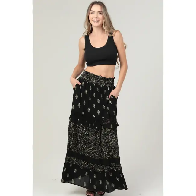 Angie Angie Tiered Maxi Skirt With Smocked Waistband (B6B24)